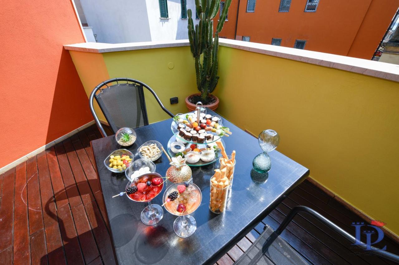 Desenzanoloft Official Partner Marriott Homes & Villas - Queen Of Sirmione Castle View Dış mekan fotoğraf